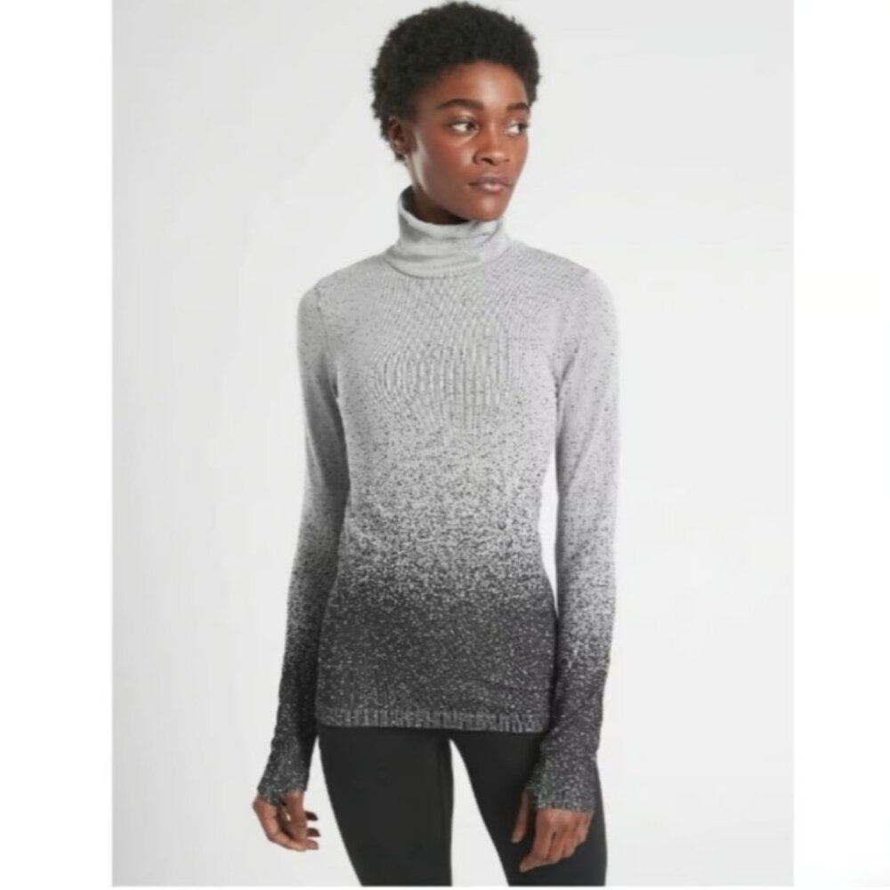 Athleta Women's Grey Flurry Blizzard Gradient Mock Neck Long Sleeve Size Small